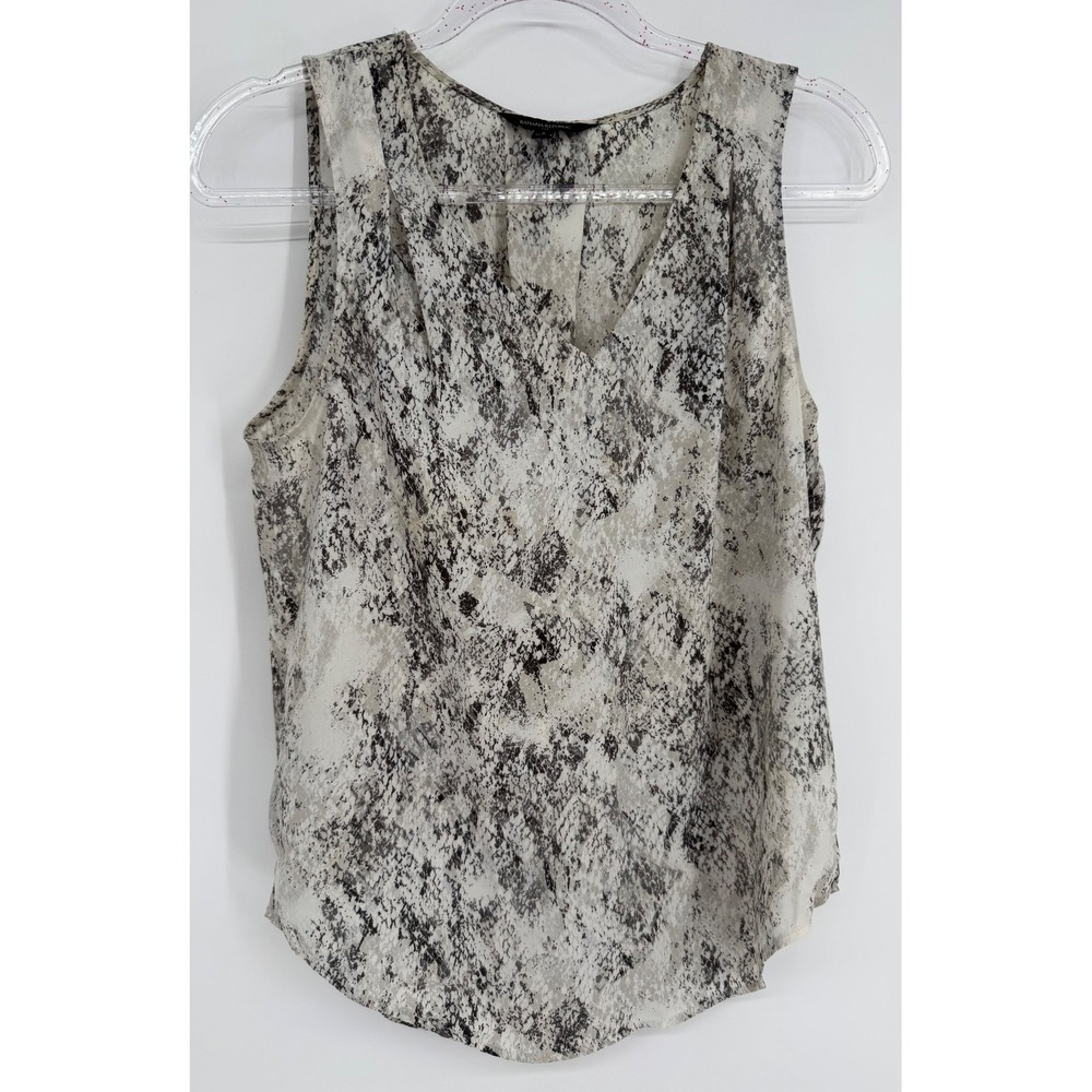 Banana Republic Gray White Snakeskin Print Sleeveless V-Neck Blouse Sz S